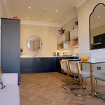 Διαμέρισμα Derwent House *
