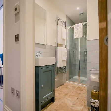 Apartment Derwent House