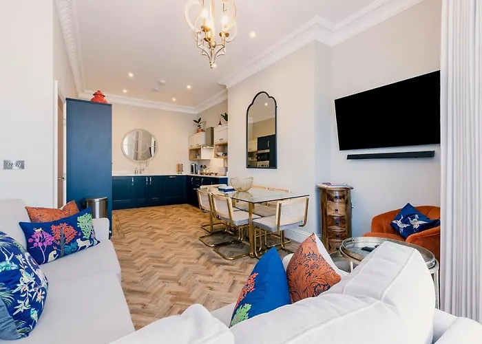 Derwent House * Scarborough