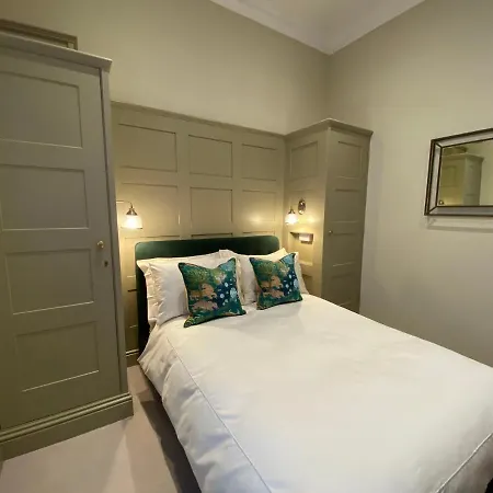 Derwent House * سكرابورو