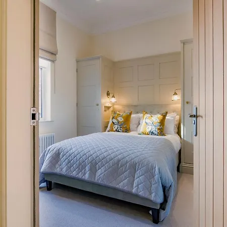 Derwent House سكرابورو